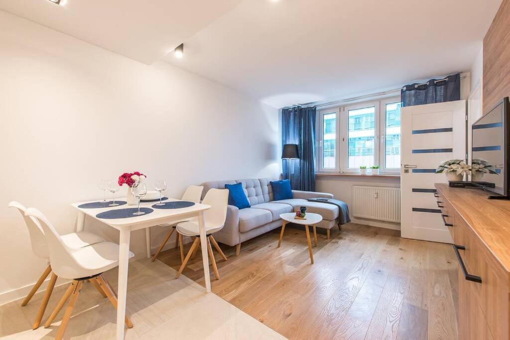 Rondo Onz P&O Serviced Apartments 바르샤바 외부 사진